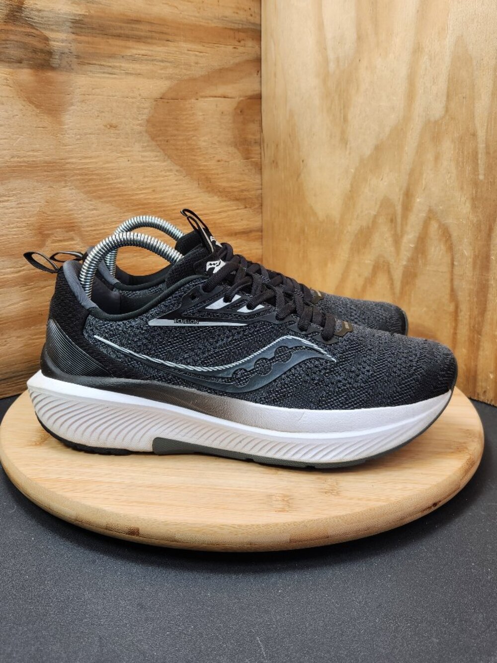 Saucony Echelon 9 Womens Running Shoes Sneakers Size 8.5